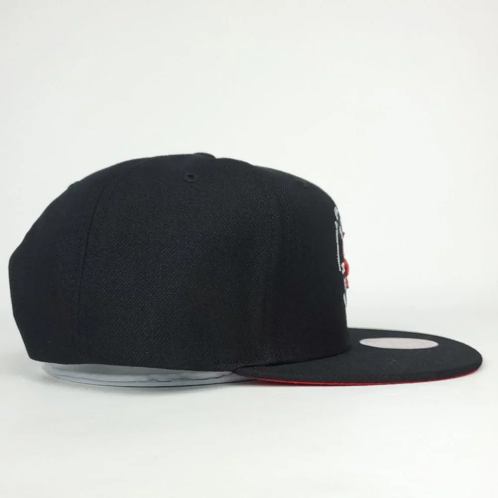 Toronto Raptors Mitchell & Ness NBA Snapback Hat Glitch 3D Logo Black Cap NWT‎